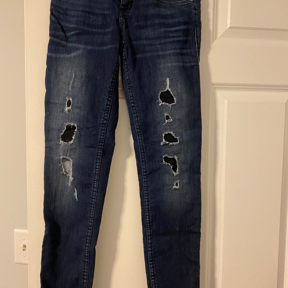 Guess Jeans - Picture 2 of 4